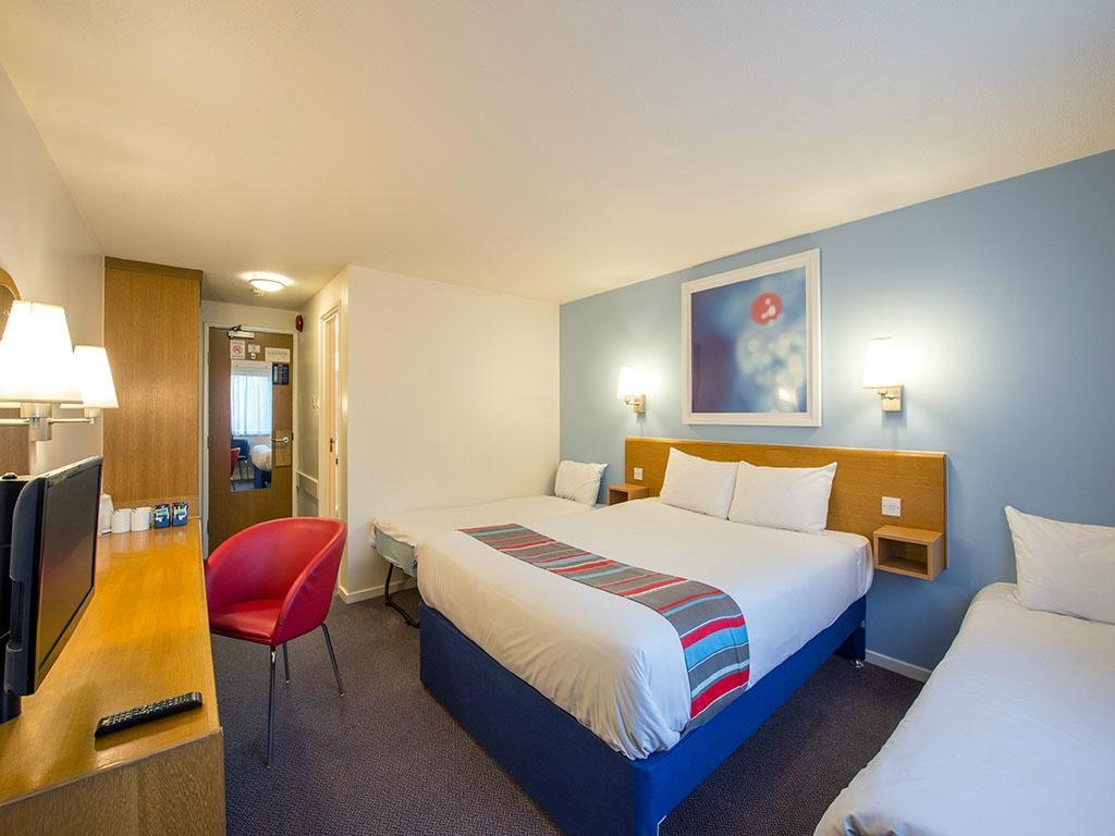 Travelodge Edinburgh Central Waterloo Place Edimburgo Exterior foto