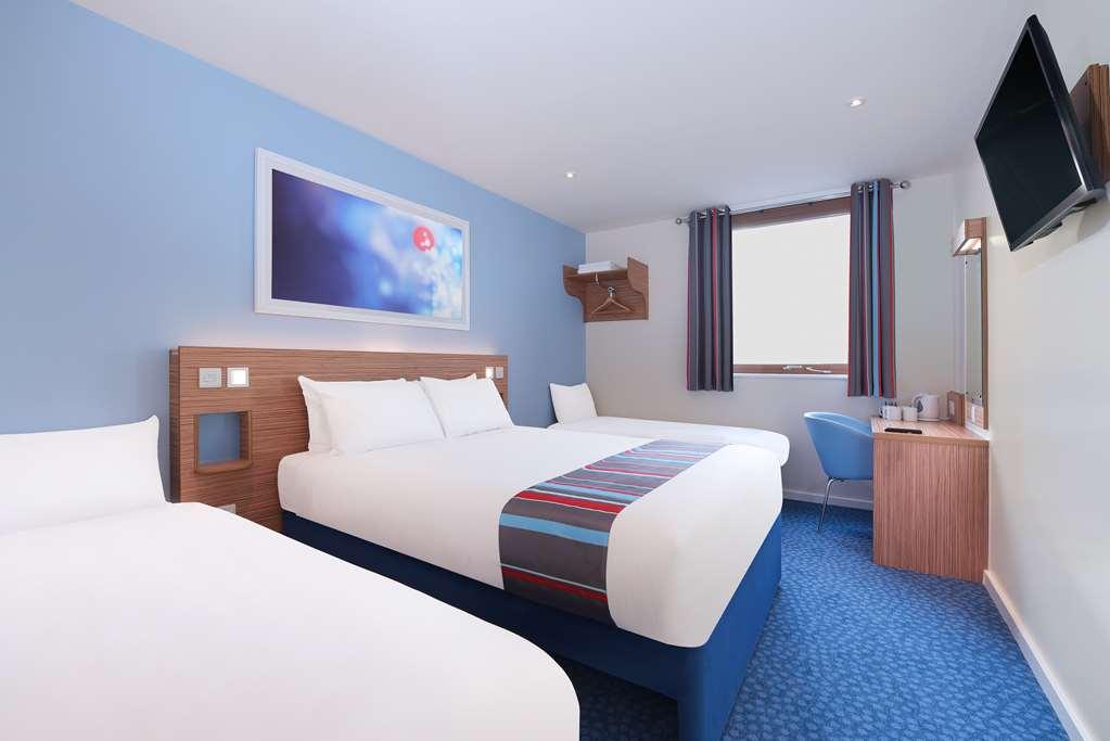 Travelodge Edinburgh Central Waterloo Place Edimburgo Quarto foto